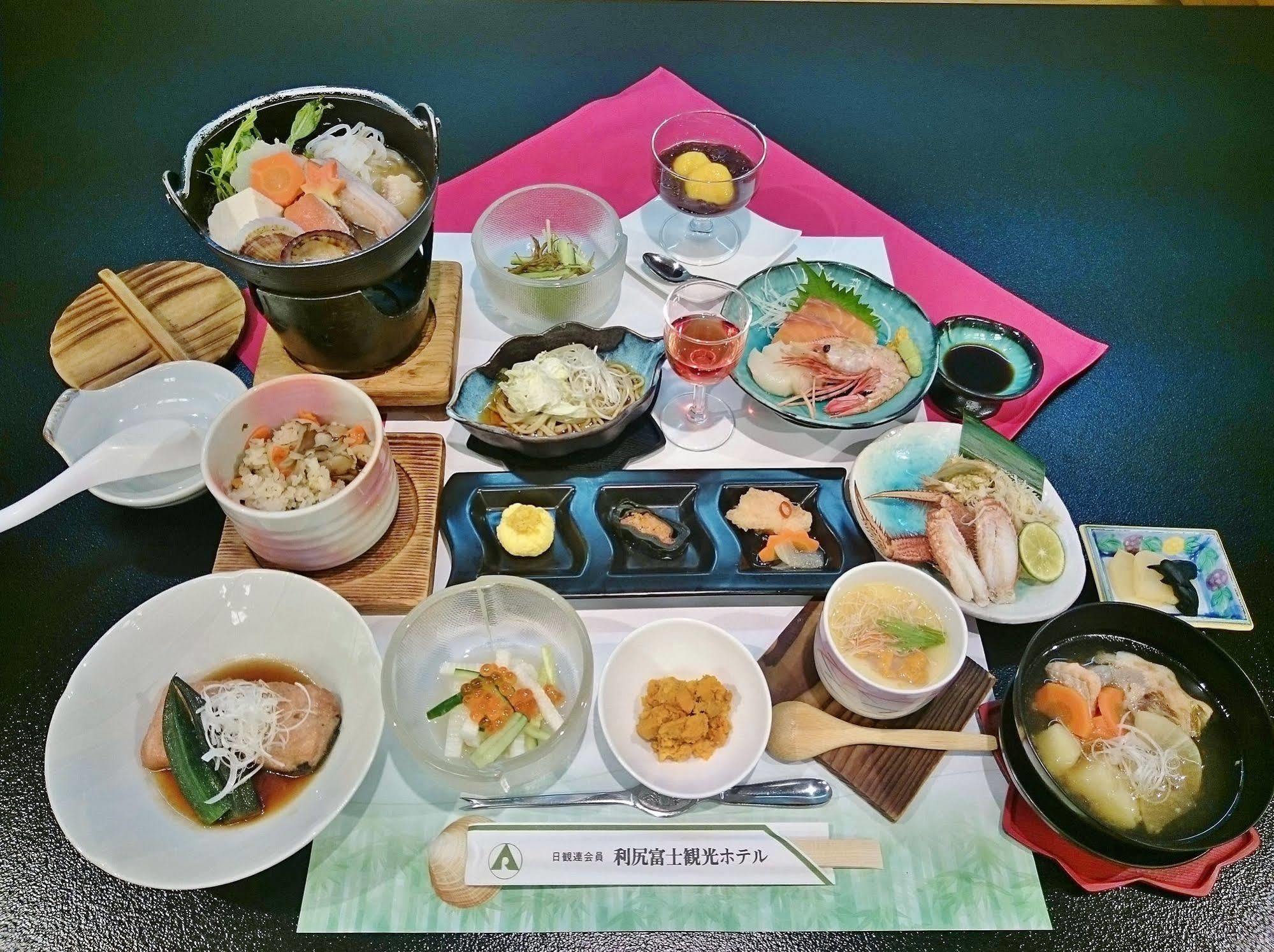 Rishiri Fuji Kanko Hotel Ngoại thất bức ảnh